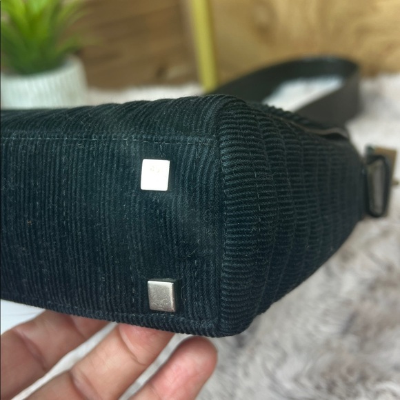 BALLY VINTAGE Black Corduroy Geometric Baguette Bag - PRISTINE - Picture 15 of 16